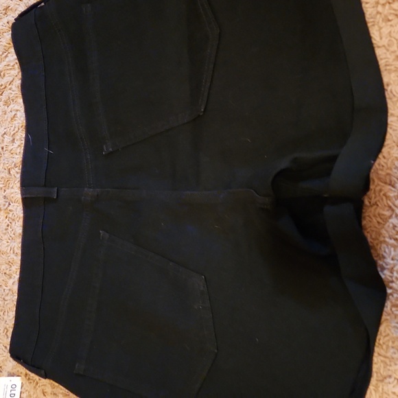 NWT Old Navy Women's Black Shorts Size 14 - Picture 5 of 5